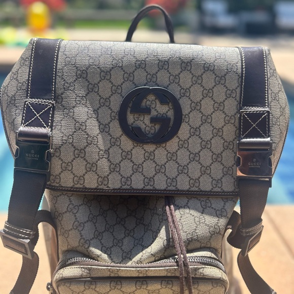 GG SUPREME CANVAS INTERLOCKING G BACKPACK- BEIGE/BROWN - Picture 2 of 10